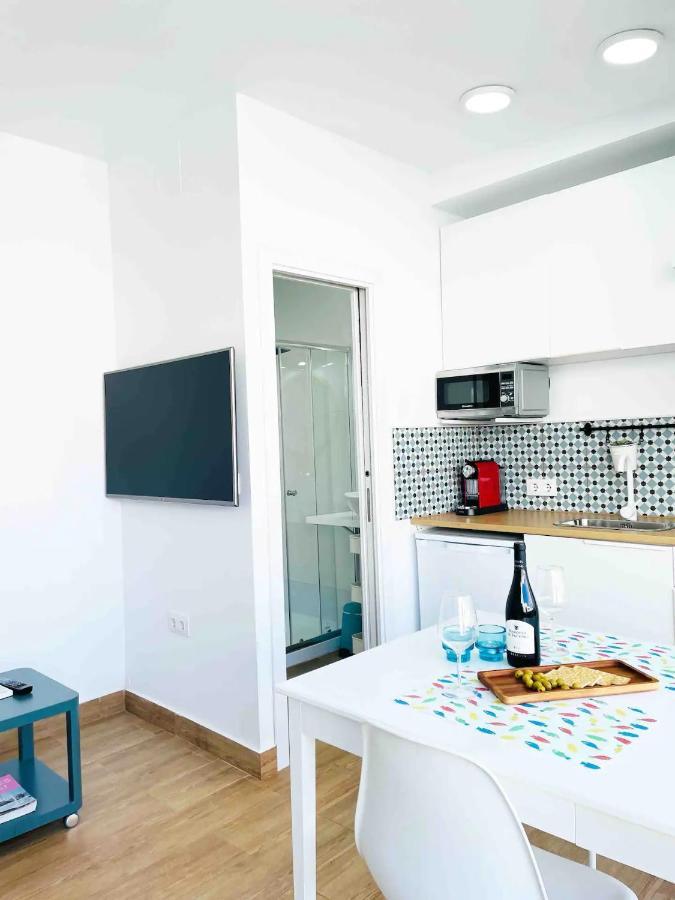 Apartamentos Alazul Jrj 科尼尔-德拉弗龙特拉 外观 照片