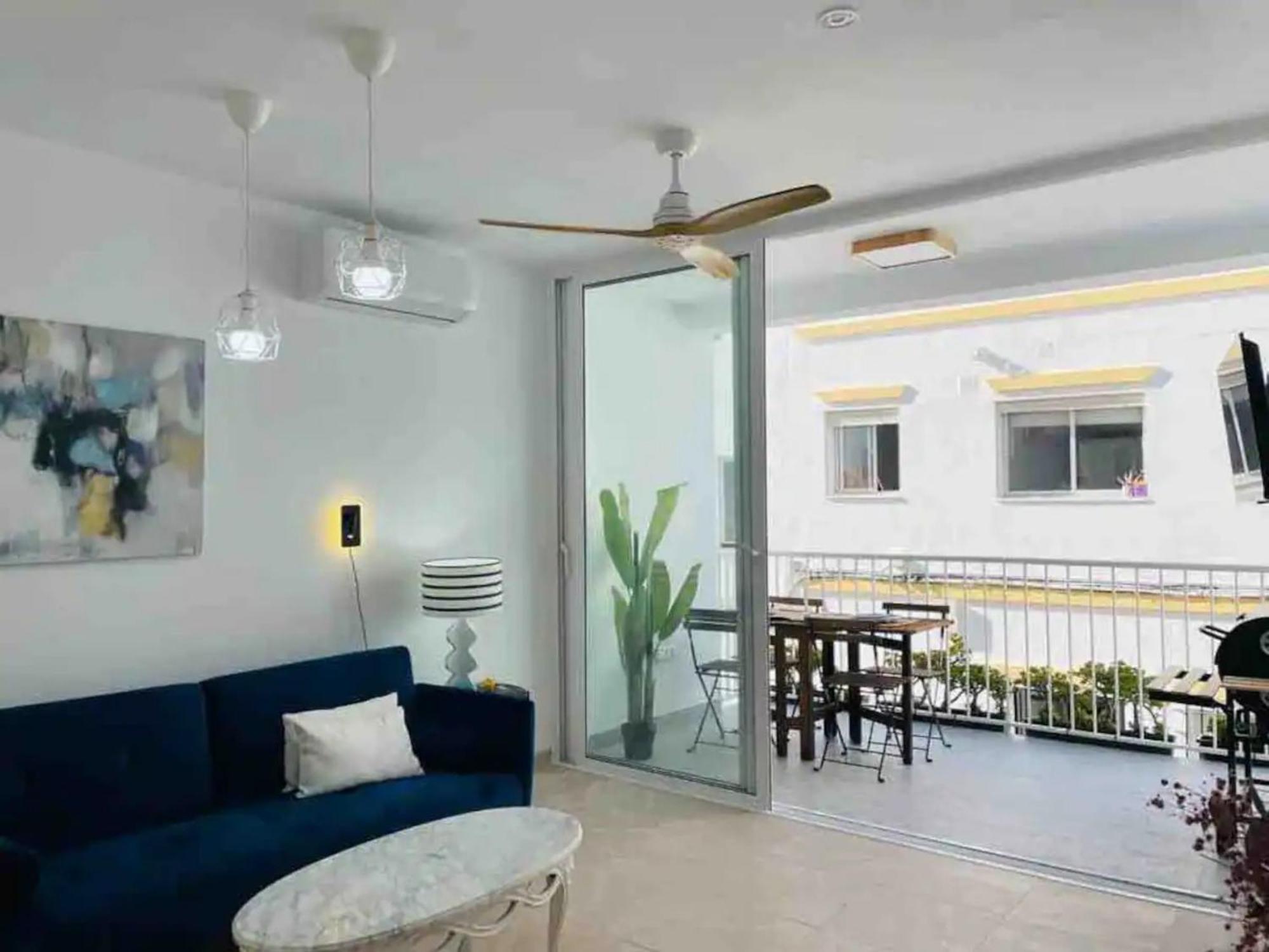 Apartamentos Alazul Jrj 科尼尔-德拉弗龙特拉 外观 照片